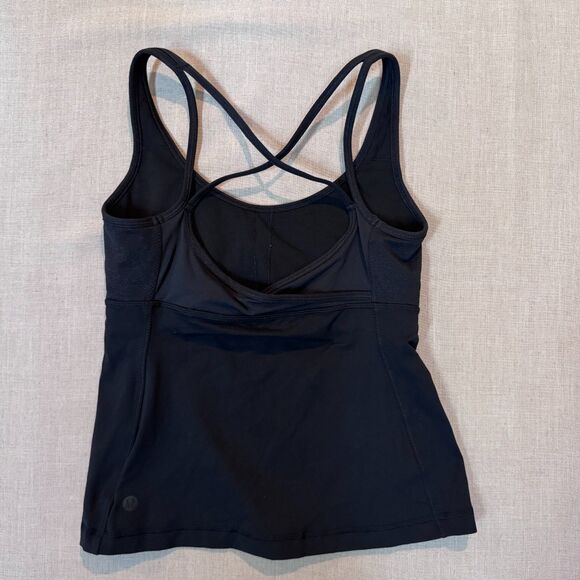 Lululemon Black Crossback Shelf Bra Tank Top Size 8 Metallic Detail - Picture 2 of 5